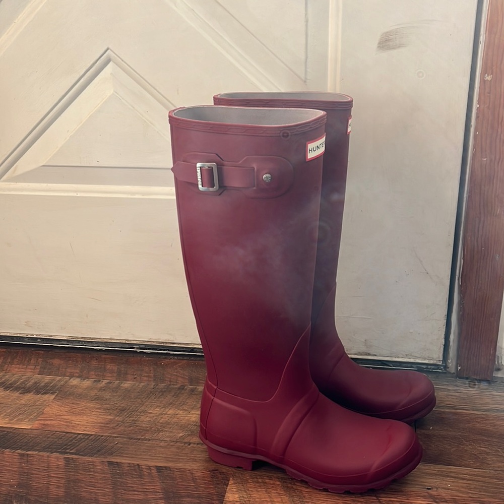 Hunter boots size 7